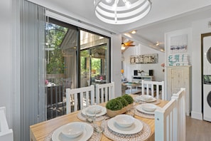 Dining - Charming 3BR Sea Pines Retreat • Lagoon Views, Pool Access & Near Shops & Trails (Hilton Head Island)