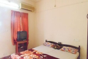 Room - Chalet Regency Homestay (Ambalapuzha)