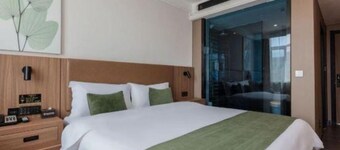 Greentree Inn Lanzhou Zhongchuan Airport