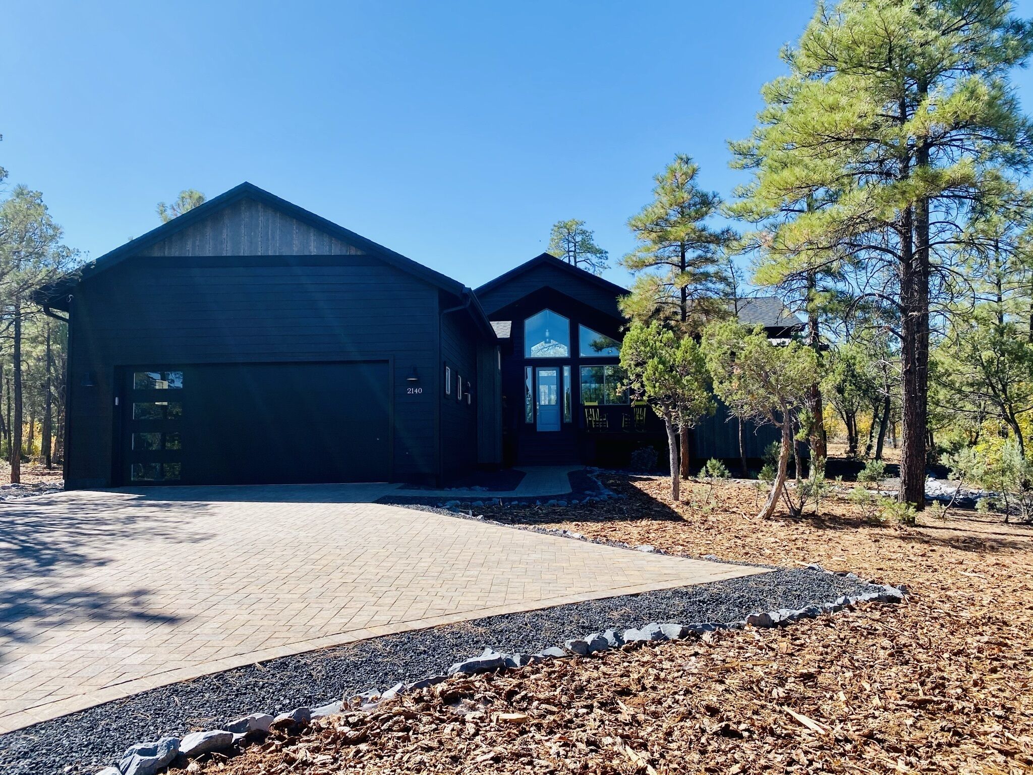 New Modern Rustic Cabin backs up to National Forest