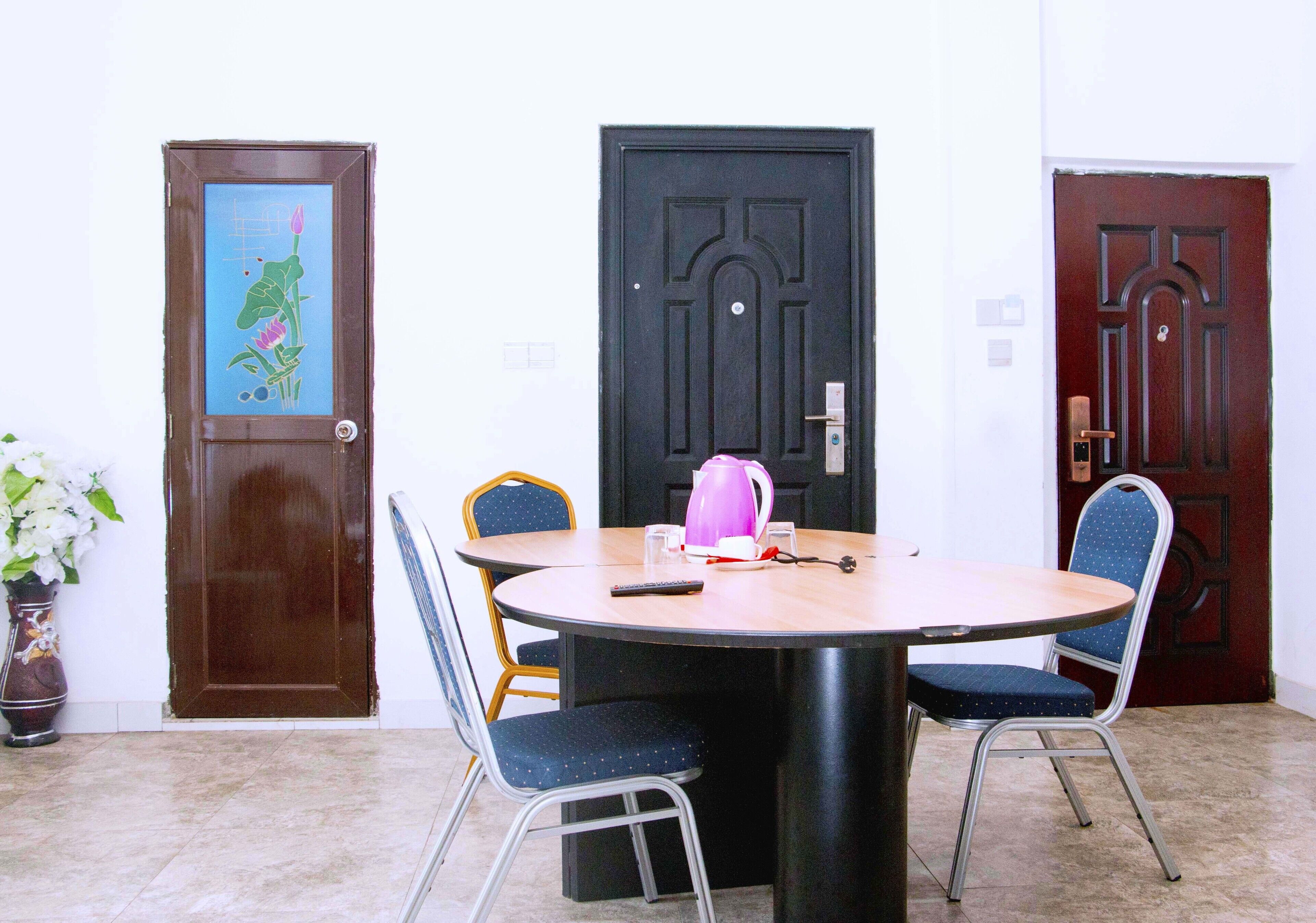 Studio | Living area