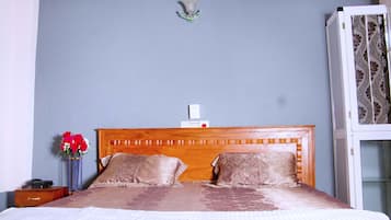 Superior Room | Minibar, desk, soundproofing, free WiFi