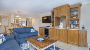 Smart TV, DVD player