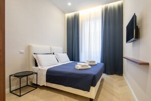 3 chambres, fer et planche à repasser, Wi-Fi, draps fournis