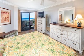 2 bedrooms, iron/ironing board, WiFi, bed sheets - Oceanfront Villa w/ Private Balcony & Pool Access (Hilton Head Island)