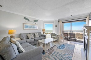TV - Direct Beachfront 2BR Condo w Ocean Views & Private Pool (Hilton Head Island)