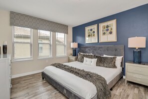 10 bedrooms, desk, iron/ironing board, travel cot - PROMO: Modern 10 BR Villa, Movie Room, Resort - by Blue Sky Villas (Kissimmee)