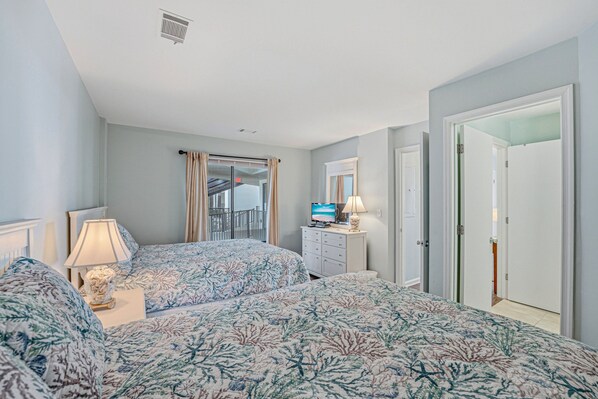 2 chambres, fer et planche à repasser, Wi-Fi gratuit, draps fournis