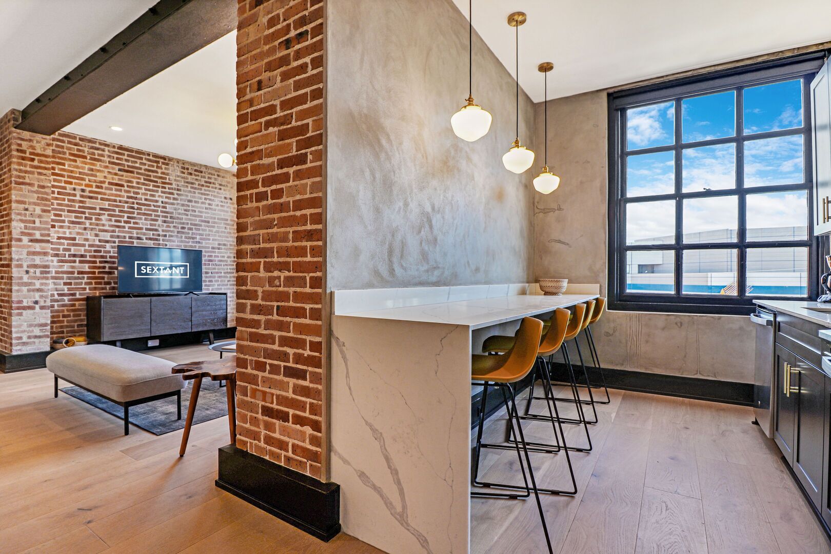 Roami | Near Bourbon St & French Quarter | Rooftop