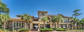 Exterior - Secluded Sea Pines Family Retreat w/ Private Pool, BBQ, Outdoor Living, Bikes (Hilton Head Island)
