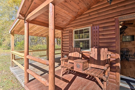 Terrace/patio. Parsons ‘Semper Fi’ Cabin w/ Fire Pit!