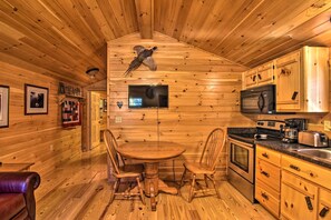 Fridge, microwave, stovetop, coffee/tea maker - Parsons Cabin w/ Fire Pit & River Access! (Parsons)