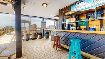 Bar (en la propiedad)