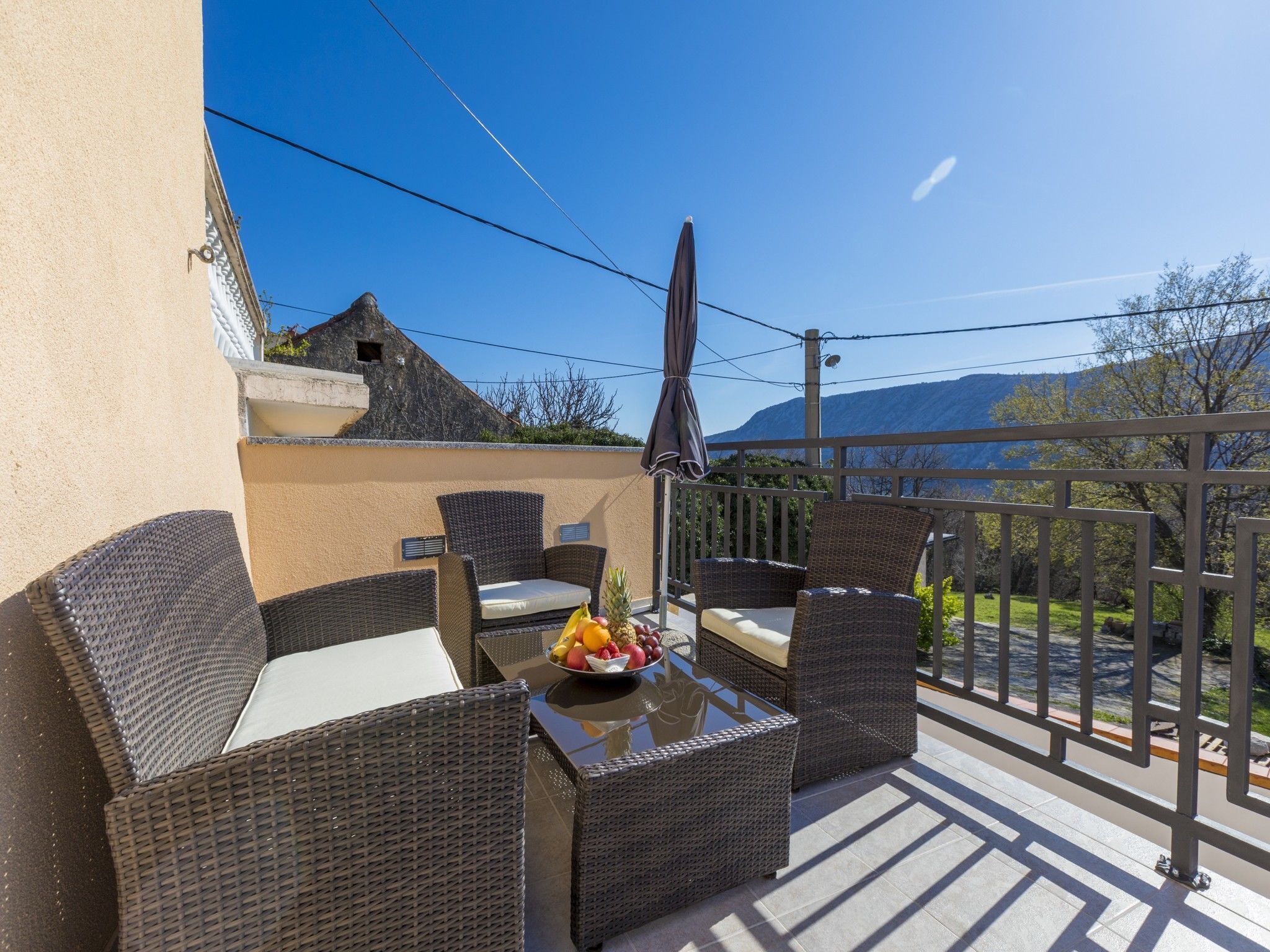 Villa | Balcony