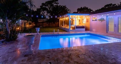 Stylish Pool Paradise in Boynton Beach, Great Area