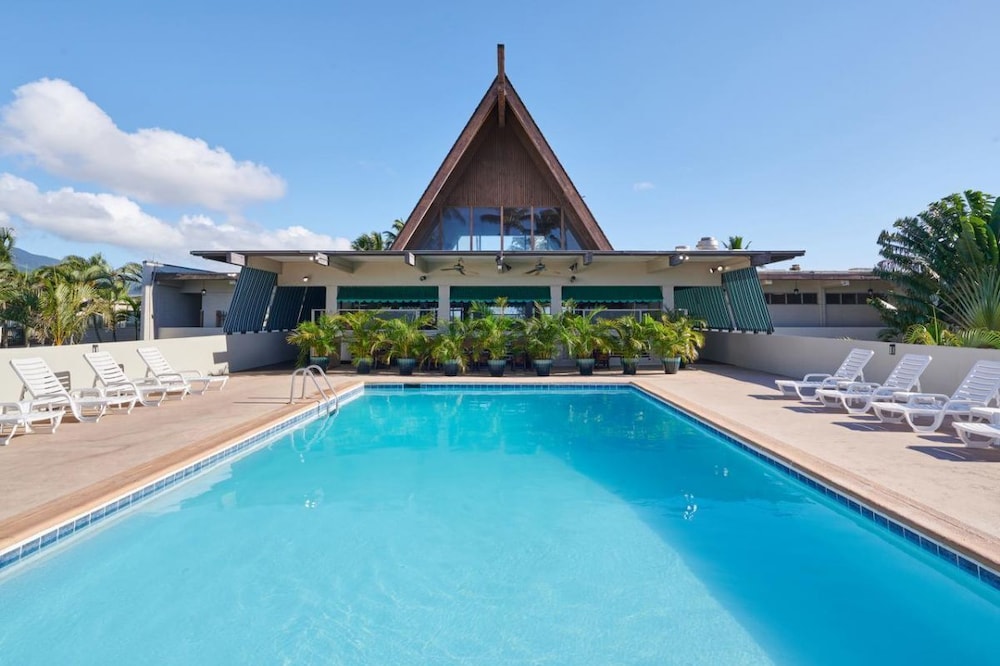 Nature Awaits You! Amazing Unit, Pool, Restaurant, Gym