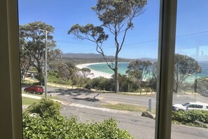 Interior - BINALONG BEACH COTTAGE  Beachfront Next door to restaurant. King Bed for couples (Binalong Bay)