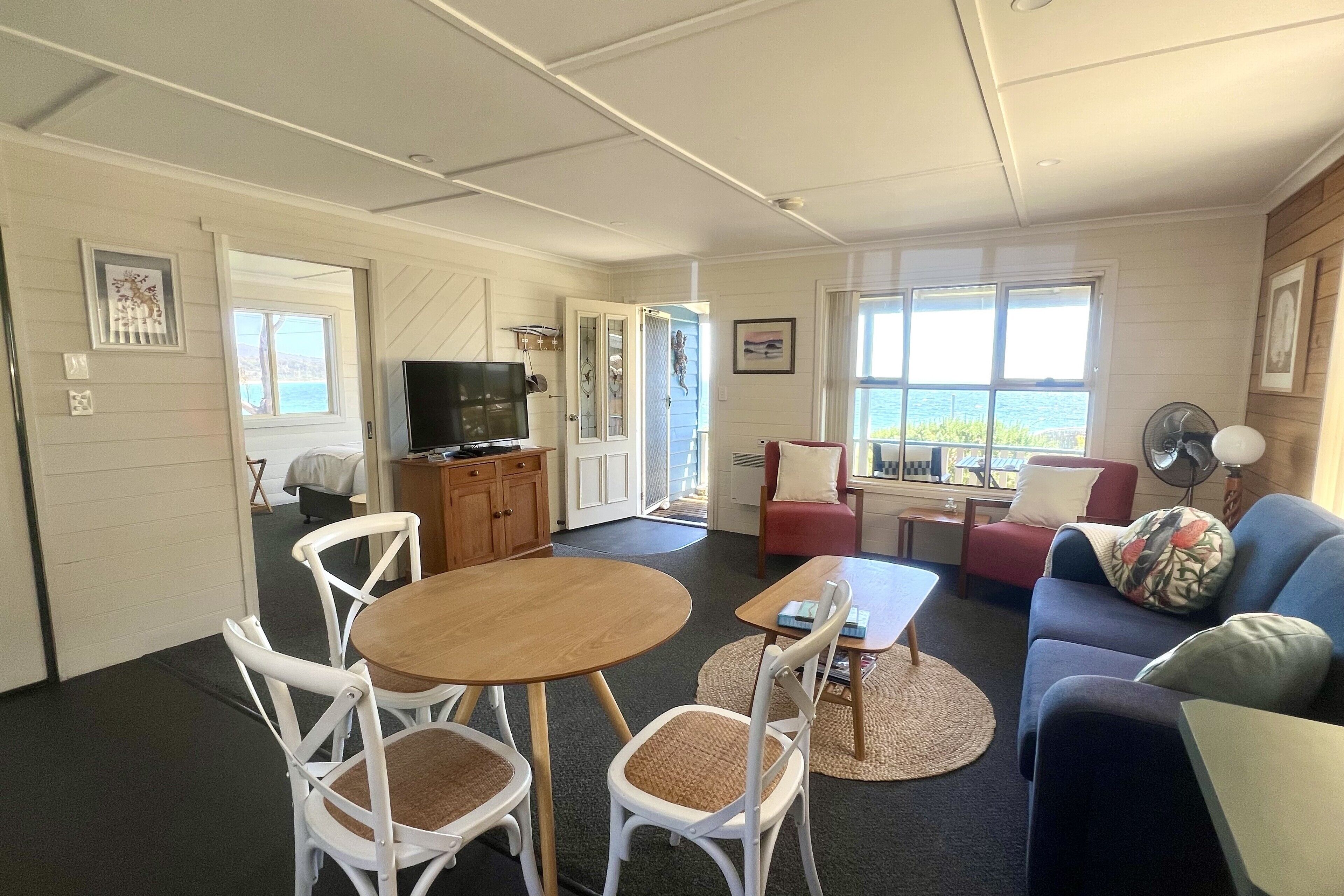 TV, DVD-spiller og filmbibliotek