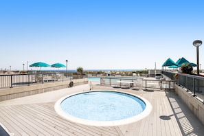 Innenpool, beheizter Pool