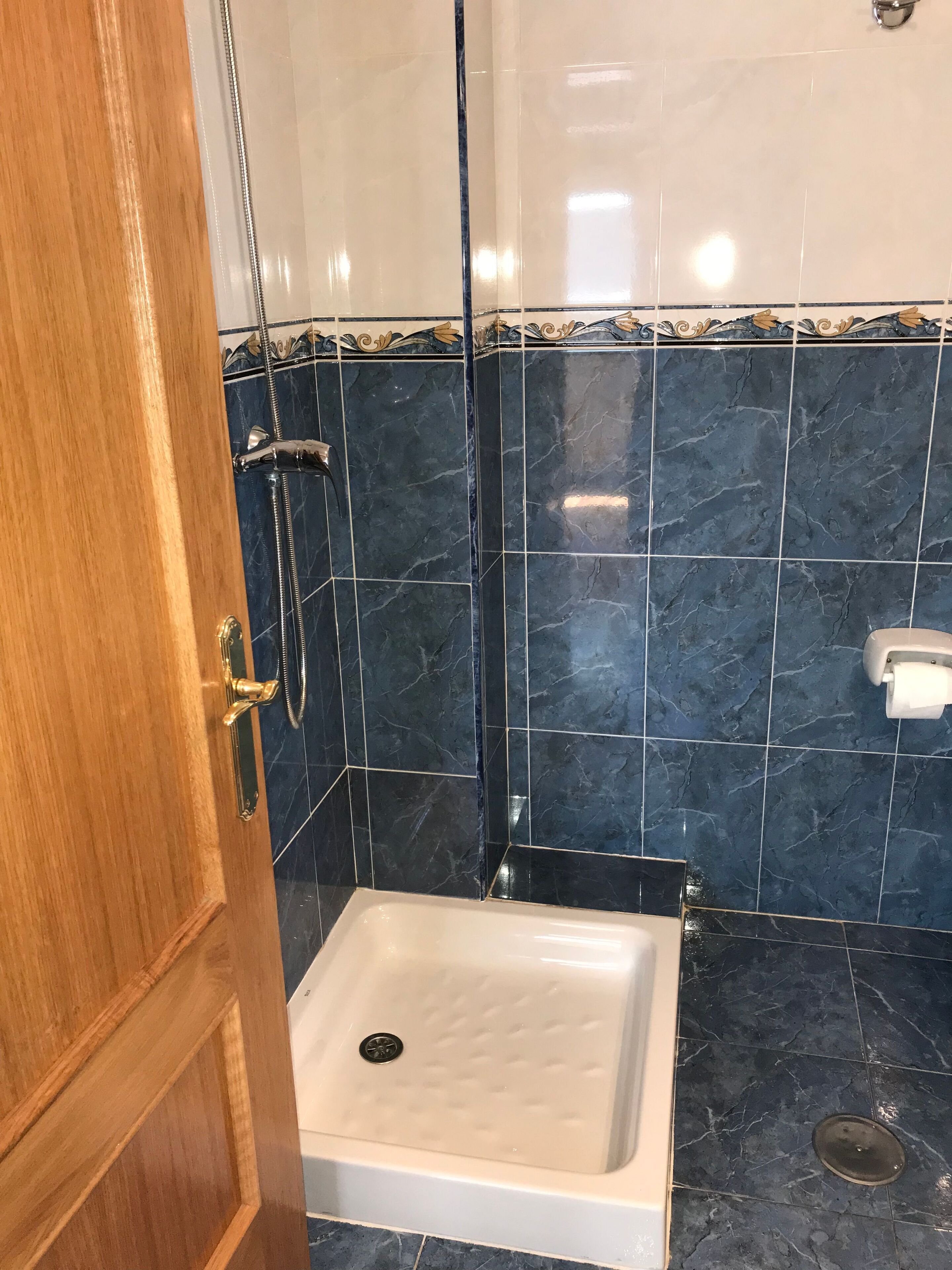 Baignoire, serviettes fournies