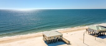 Marisol - Gulf front living on Dauphin Island! Overlook your own beachfront!