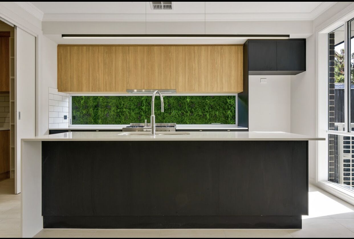 Divine on Dudley - Modern Home in Excellent Location  — image 7