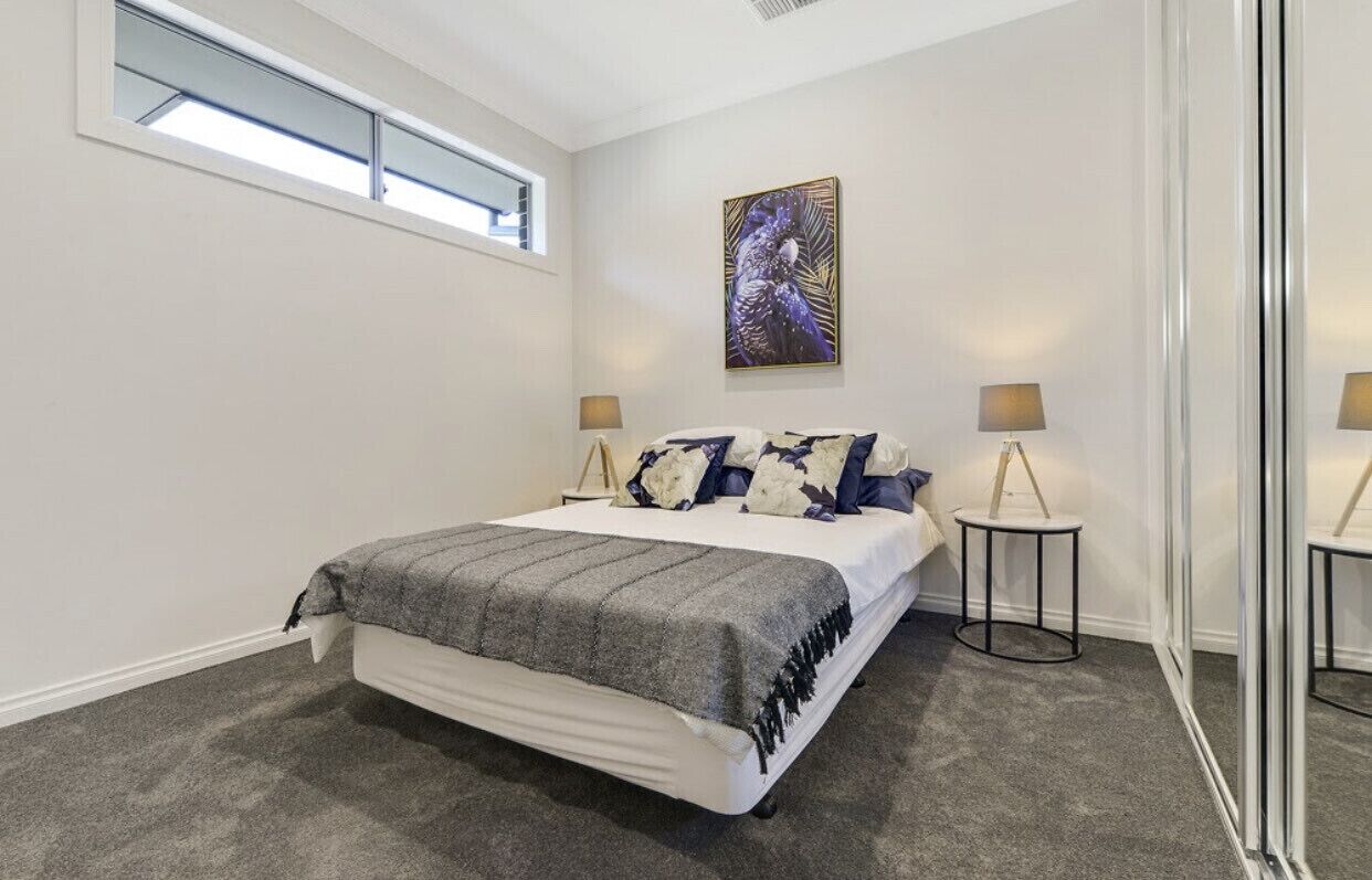 Divine on Dudley - Modern Home in Excellent Location  — image 18