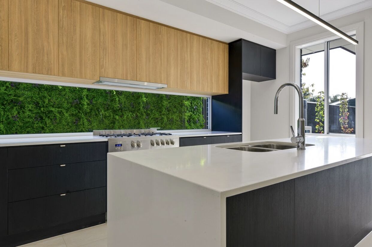 Divine on Dudley - Modern Home in Excellent Location  — image 8