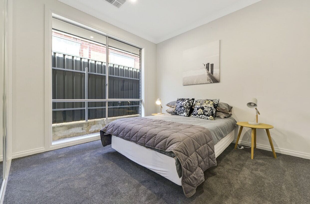 Divine on Dudley - Modern Home in Excellent Location  — image 17