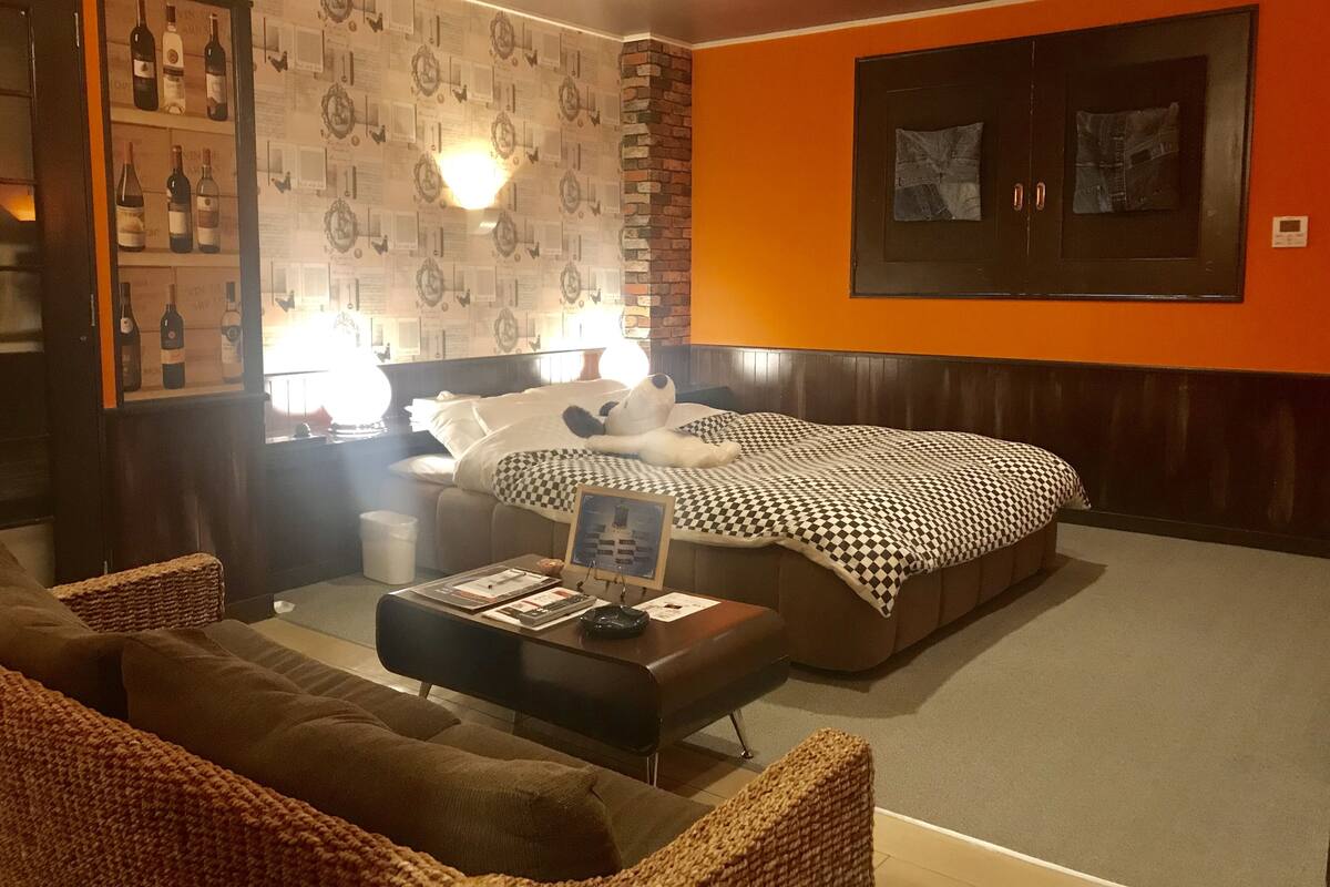 Suite Room, Smoking | Free WiFi