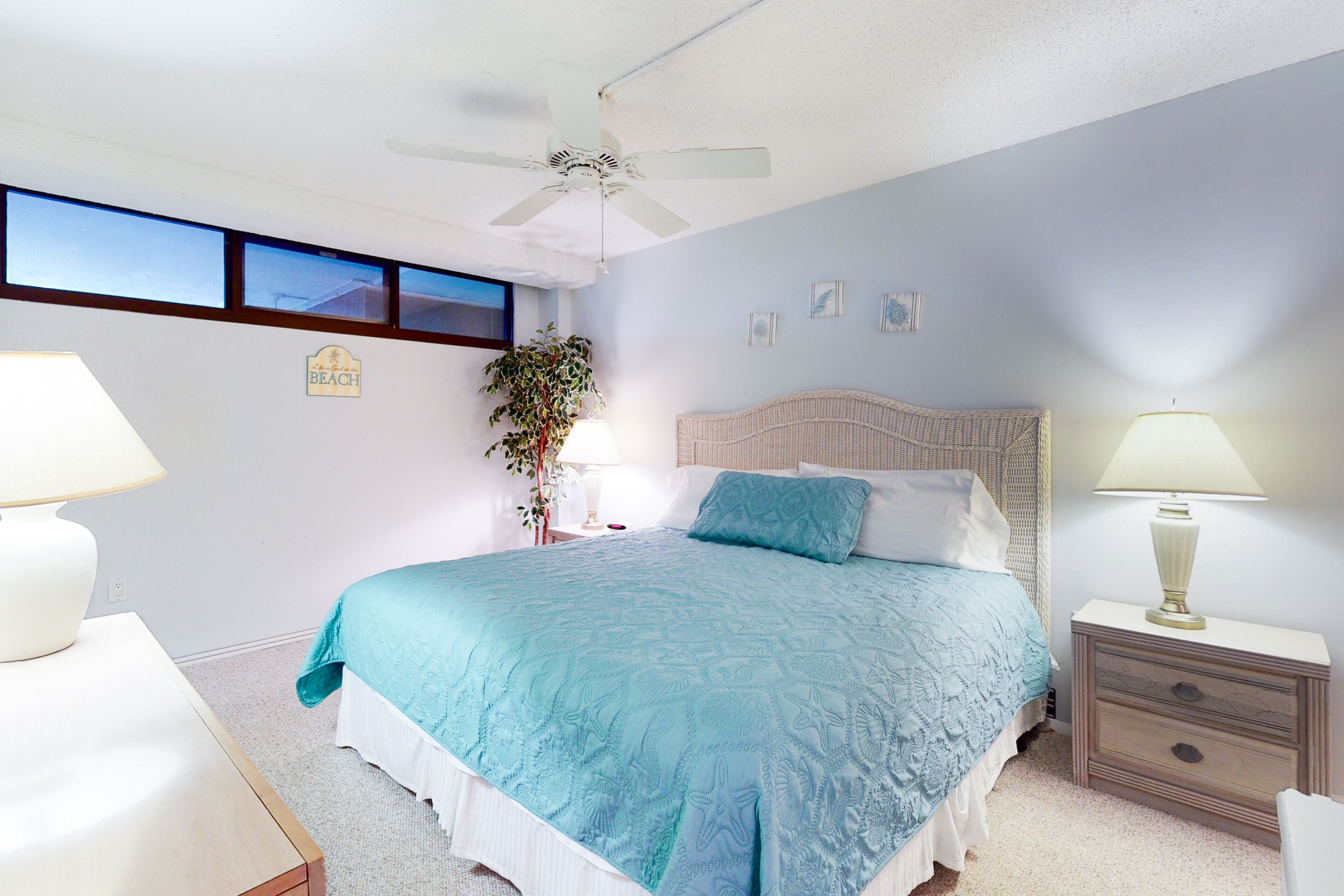 Sea Colony Ocean 3rd floor condo w/ pool, tennis court, and gym