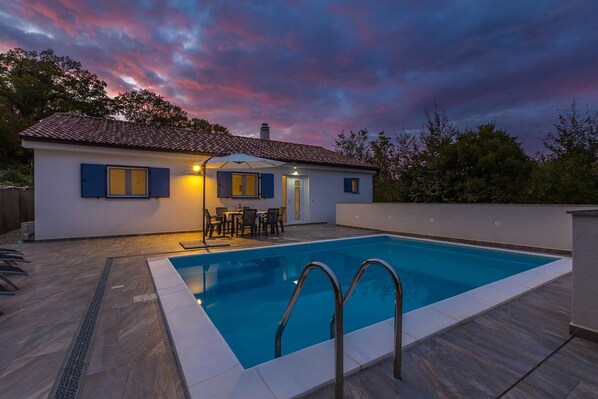 Pool - Holiday house Tranquility with private pool (Gabonjin)