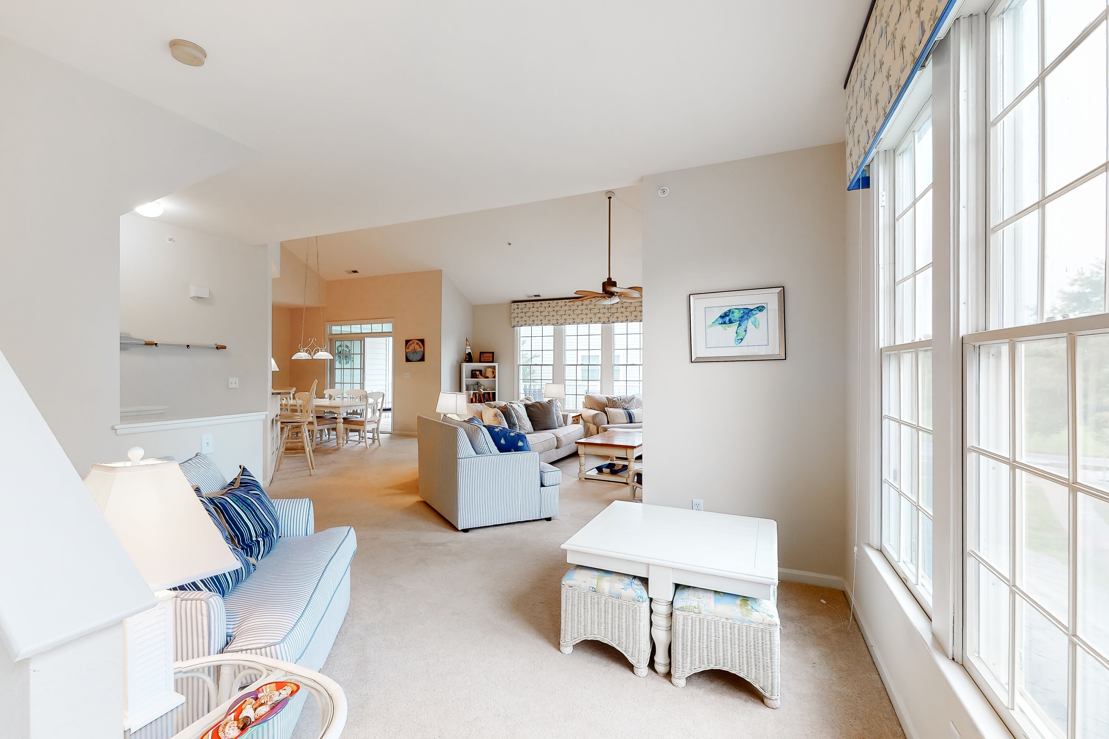 Bear Trap Dunes 2nd floor condo w/ tennis court, pool, and golf on-site