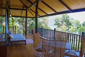 Premium Villa, 1 King Bed | Terrace/patio
