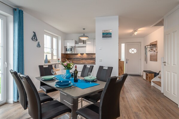 Dining - Reetdachhaus Ankerplatz (Am Salzhaff)