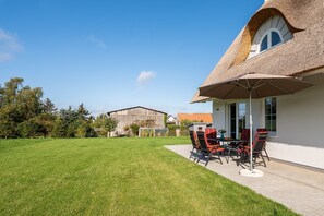 Outdoor dining - Reetdachhaus Ankerplatz (Am Salzhaff)