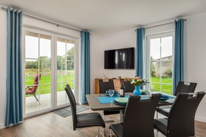 Dining - Reetdachhaus Ankerplatz (Am Salzhaff)