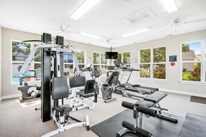 Fitness facility - Swann Cove house with free WiFi and pool (Selbyville)