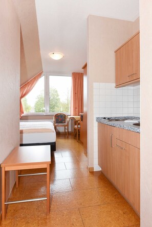 Unclassified image, 5 of 11, button