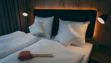 Caja de seguridad en la habitación y decoración personalizada