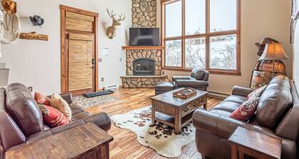 Hilltop Haven | Stunning 3BR + Den Retreat!
