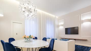 Luxury Apartment | Living room | Smart TV