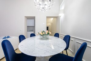 Luxury-Apartment | Esszimmer