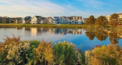 Bayside Resort house with pool, lakefront, golf on-site, & tennis court