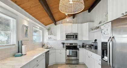 Oceanfront Family Home in Palm Coast Steps to the beach