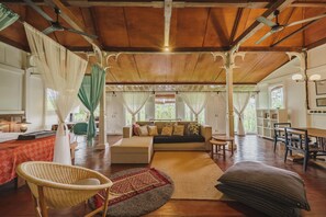 华丽别墅 | 起居区