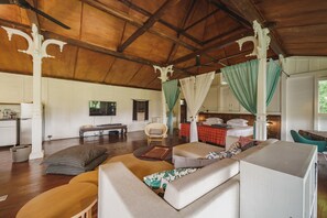 Deluxe Villa | Living area - Rumah Jembarati (Cangkringan)