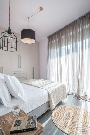 3 Schlafzimmer, Zimmersafe, Bügeleisen/Bügelbrett, WLAN