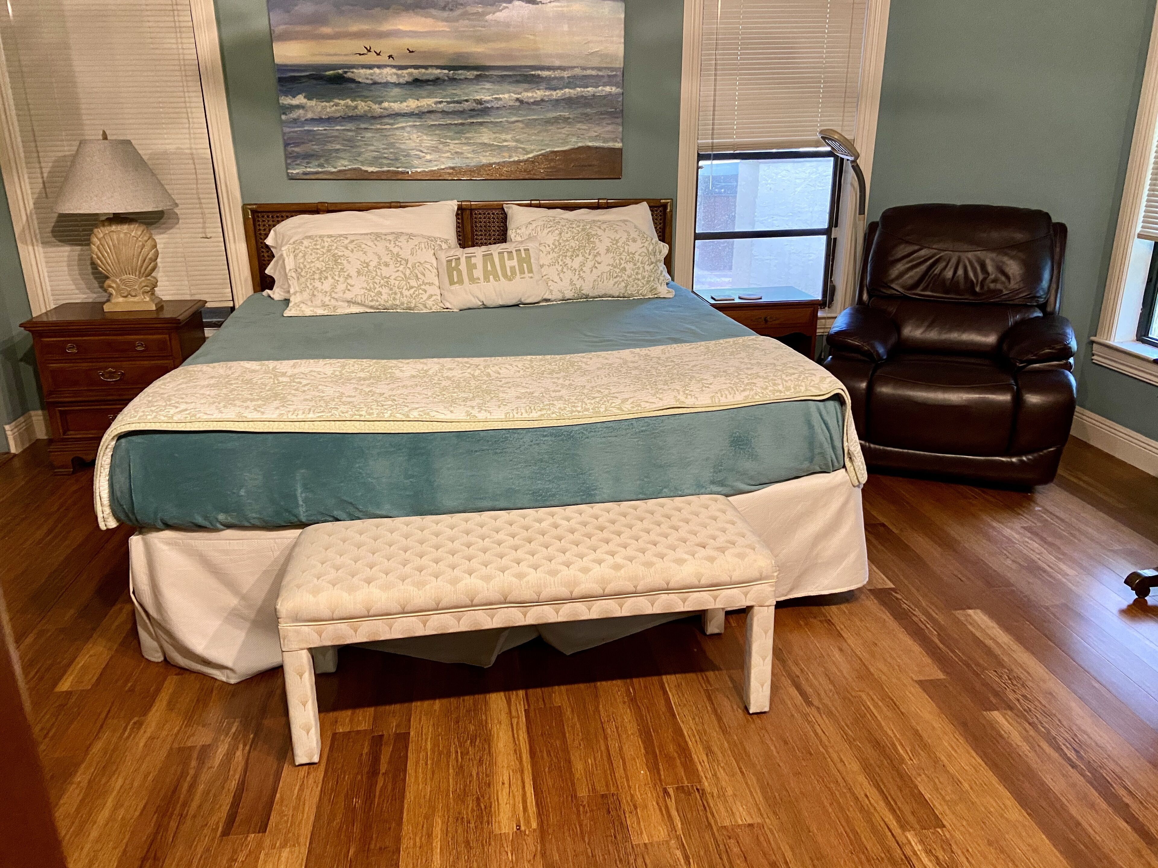 LUXURY ROOM -IN EQUESTRIAN COMMUNITY