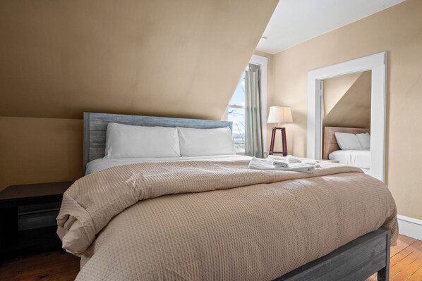 3 bedrooms, free WiFi, bed sheets